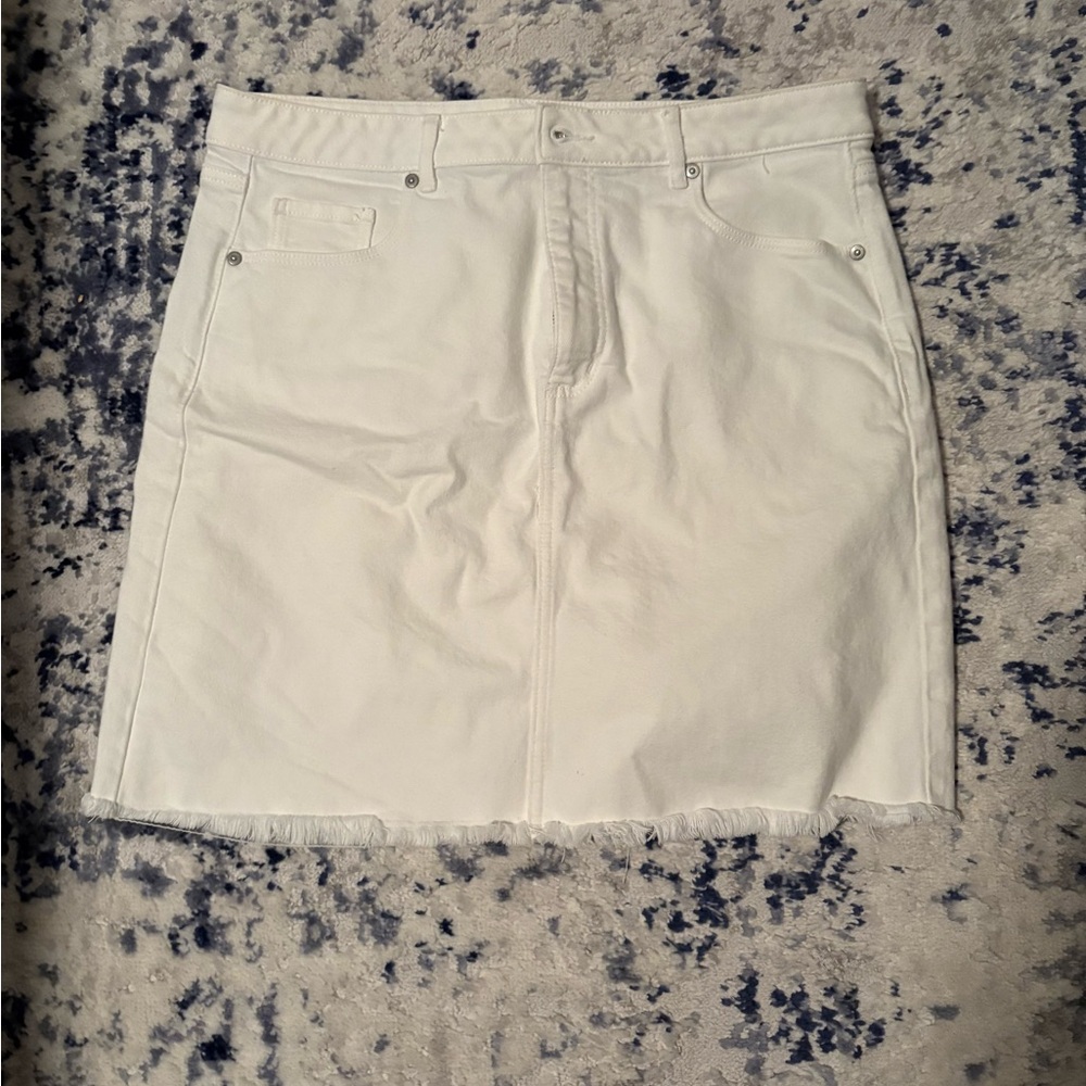 LOFT White Mini Skirt